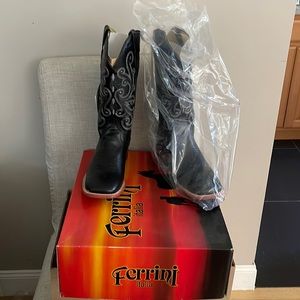 Men's Italian leather boots Ferrini Italia Never worn. Tags on, in original box